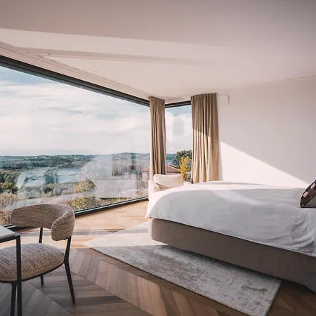 Amazing Alma Infinity Pool, Padel Court, Jacuzzi *